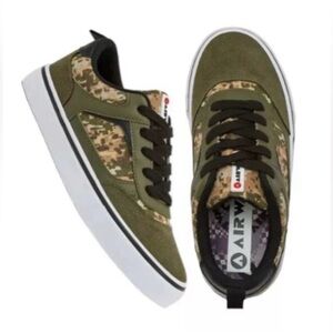 Airwalk Kids Green and Brown Sneakers